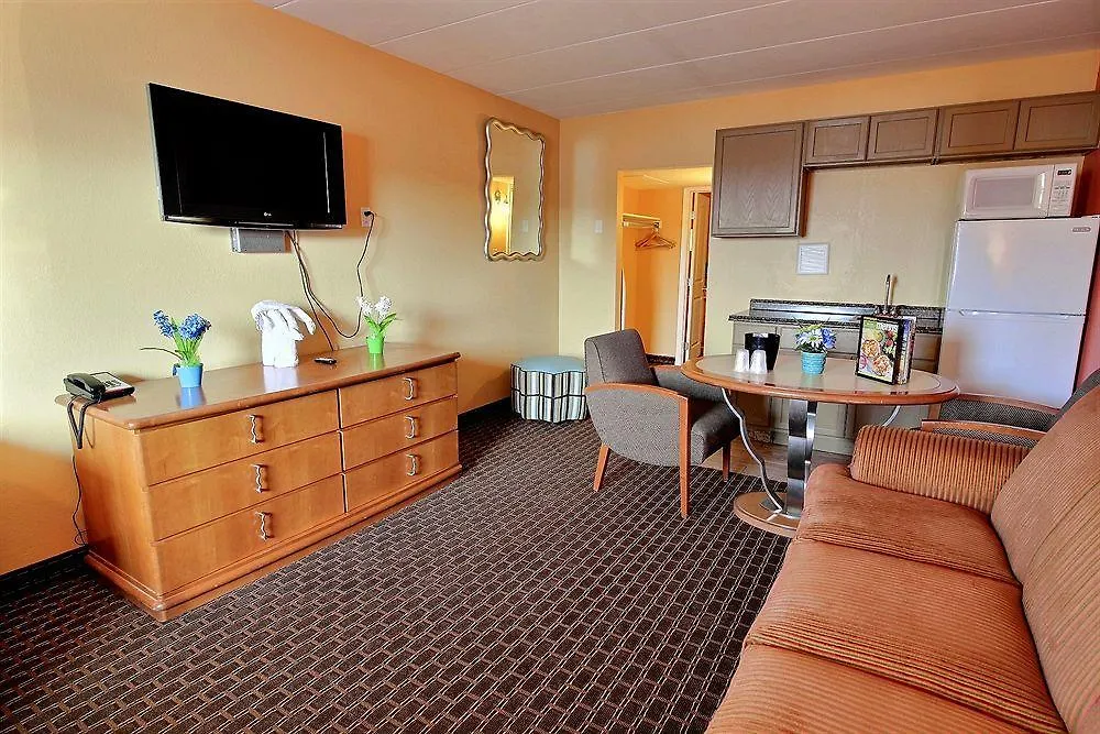 Seashire Inn & Suites Virginia Beach