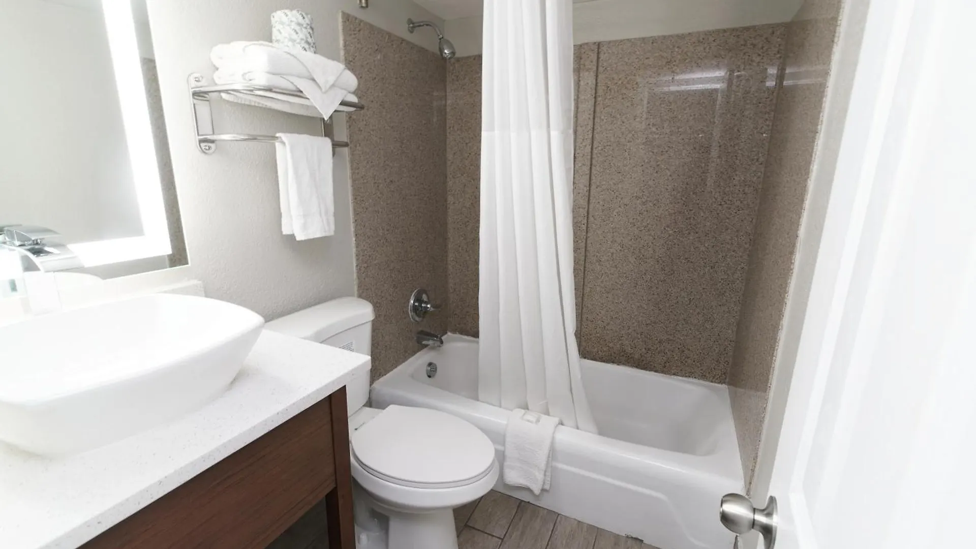 Seashire Inn & Suites Virginia Beach 2*,  États-Unis